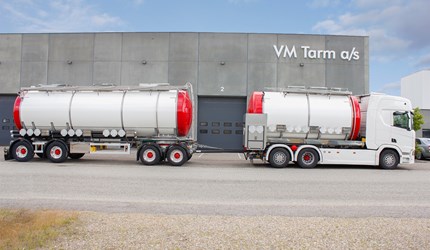 Eliassons Åkeri AB - 18,000-litre chemical tank and 33,900-litre chemical tank drawbard trailer