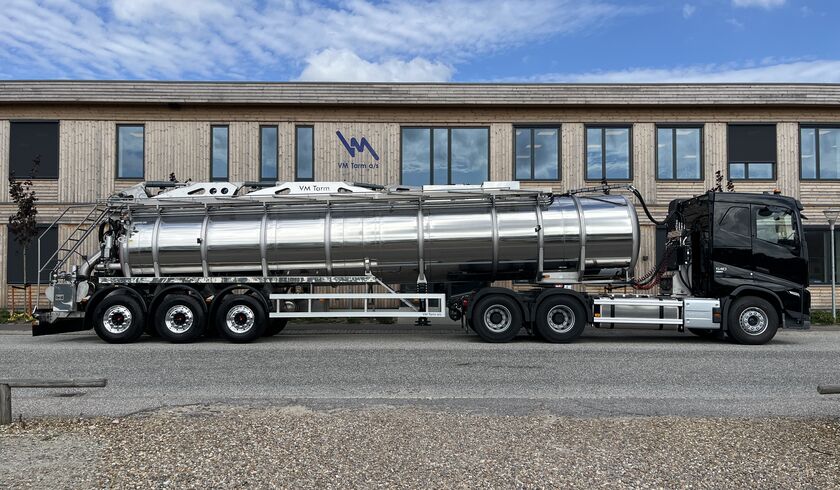 18879-mats-areskoug-traekkeropbygning-og-35-000-liter-gylletank-semitrailer.jpg