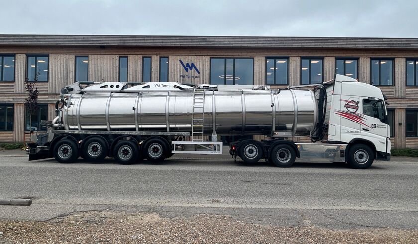 50013-hc-transport-aps-39-000-liter-starline-gylletrailer.jpg